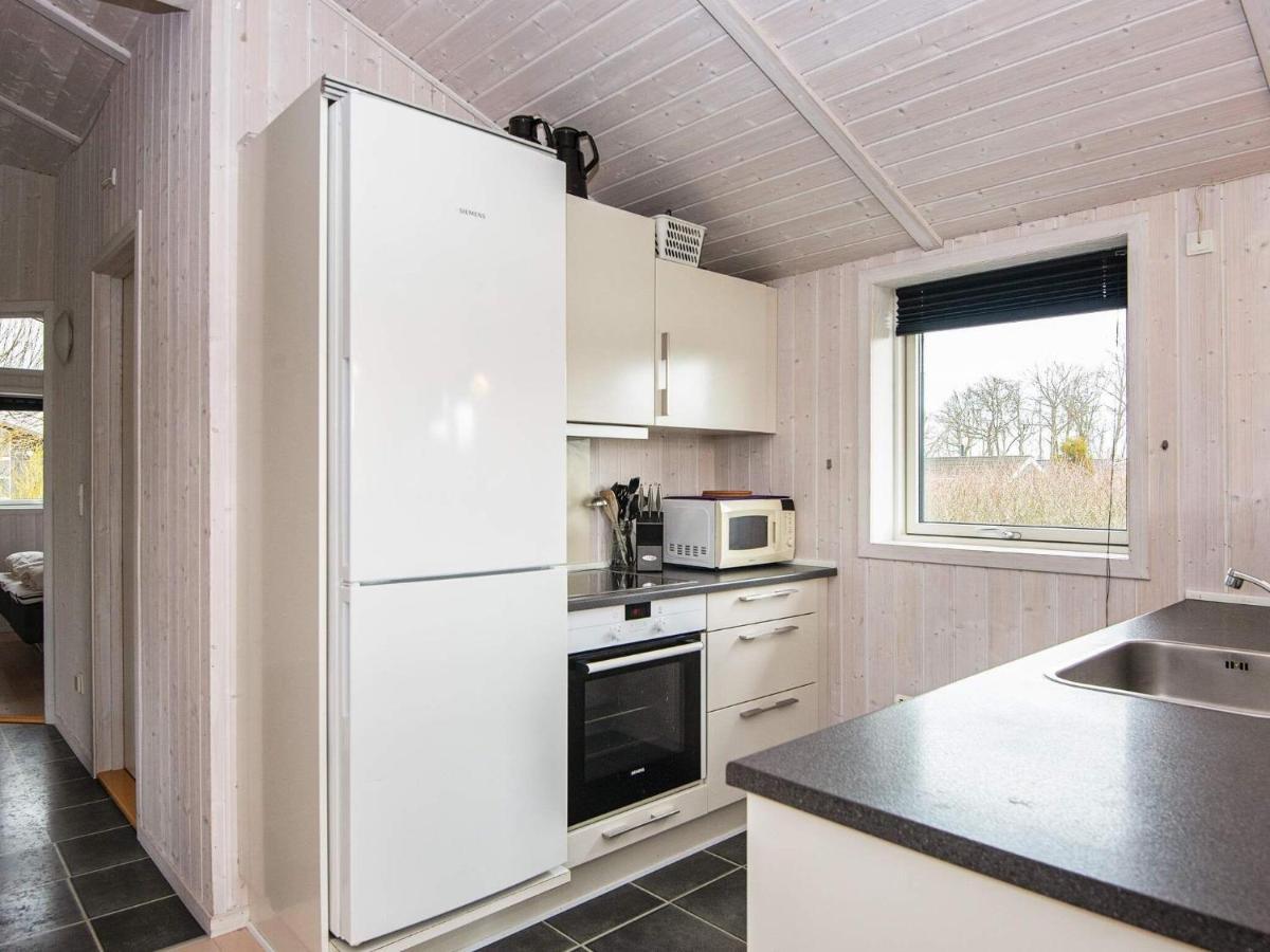 Three-Bedroom Holiday Home In Juelsminde 18 Sonderby  Exteriör bild